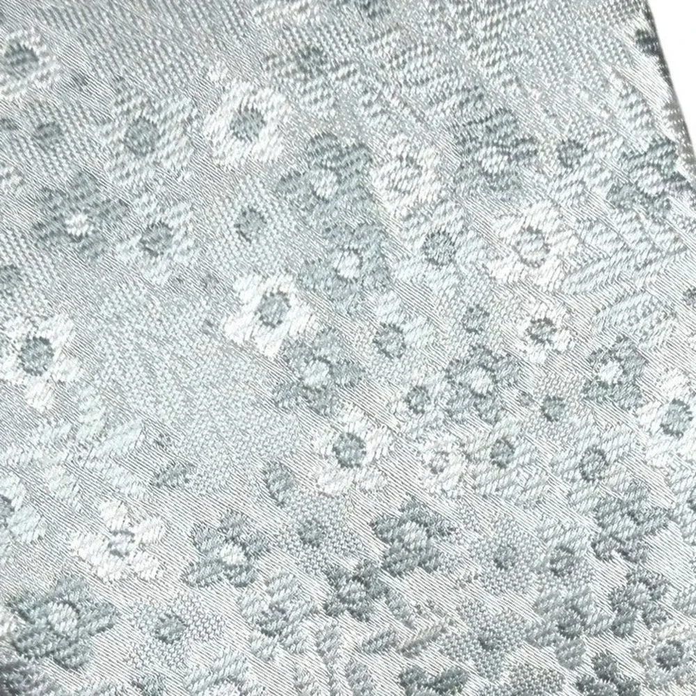 Michael Kors Mens Silver Floral Jacquard Silk Blend Necktie Formal Wedding Tie